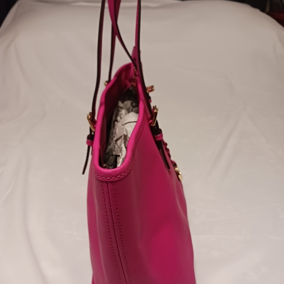 AUTHENTIC MICHAEL KORS TZ TOTE IN SAFFIANO LEATHER - Picture 2 of 6